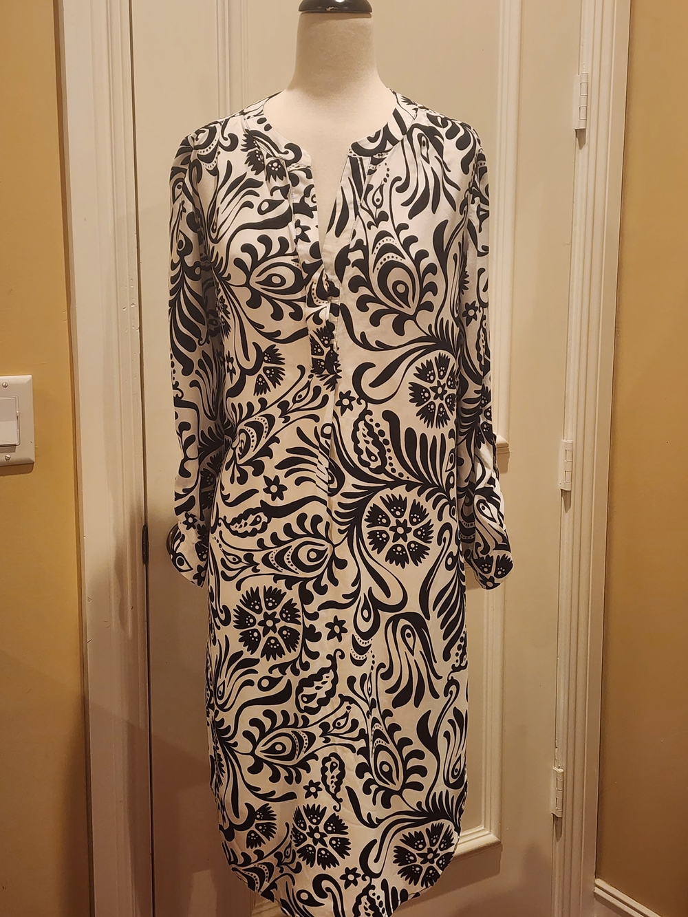 Black & White Printed Long Sleeve Tunic Dress